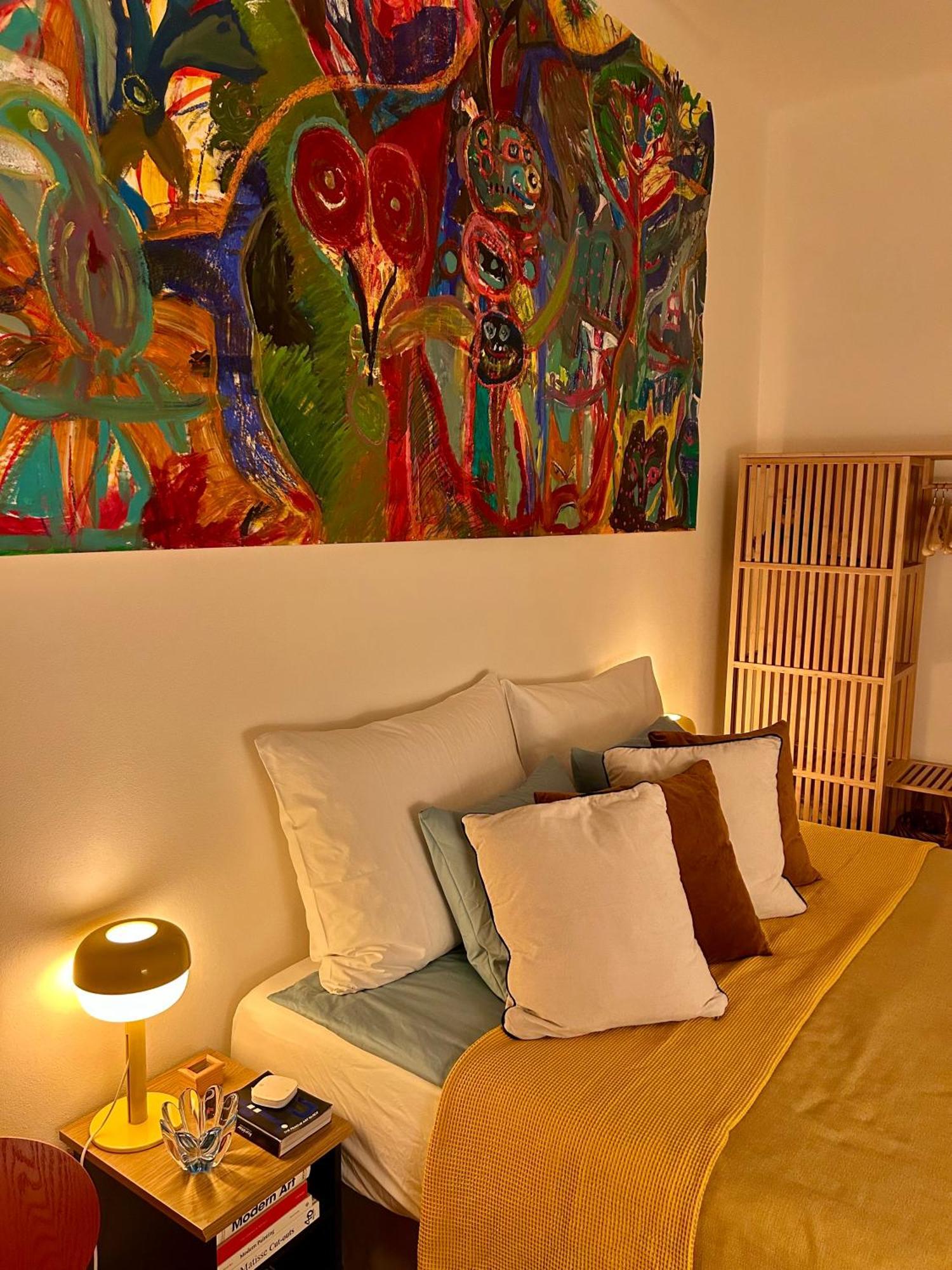 Green Balcony & King Size Bed Prague Exterior photo